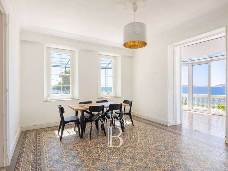 Maison Marseille 7e - 4 chambres - 181m²