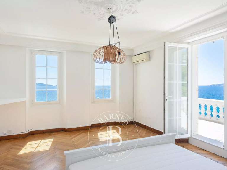 Maison Marseille 7e - 4 chambres - 181m²