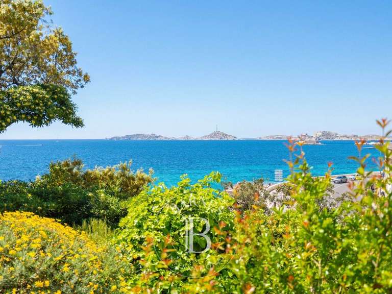 Maison Marseille 7e - 4 chambres - 181m²