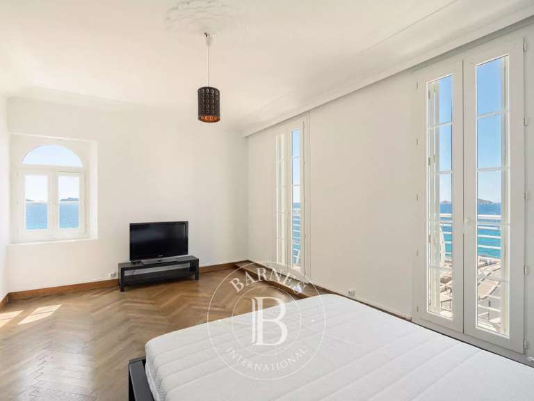 Maison Marseille 7e - 4 chambres - 181m²