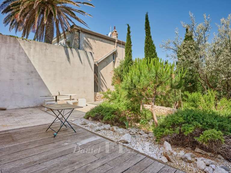 Maison Marseille 7e - 3 chambres - 225m²