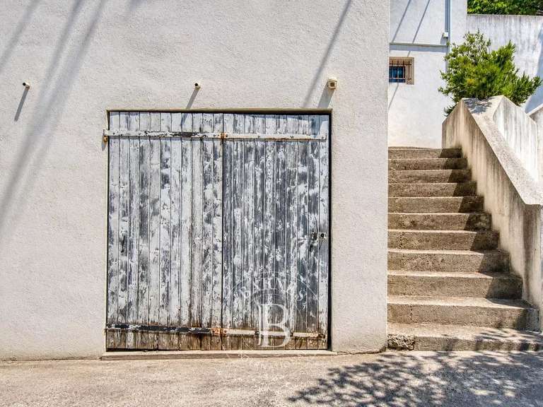 Maison Marseille 7e - 7 chambres - 324m²
