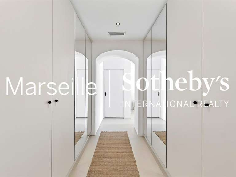 Maison Marseille 7e - 5 chambres - 190m²