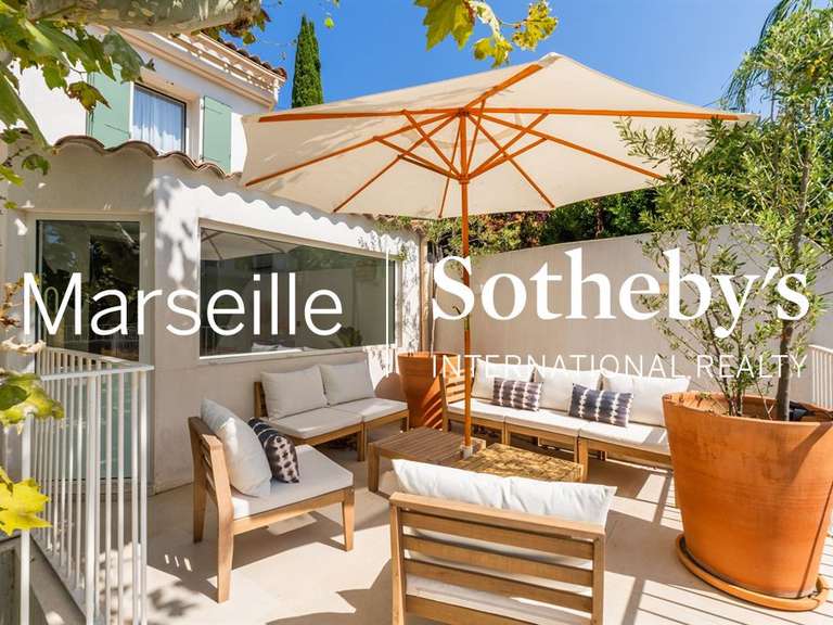 Maison Marseille 7e - 5 chambres - 190m²