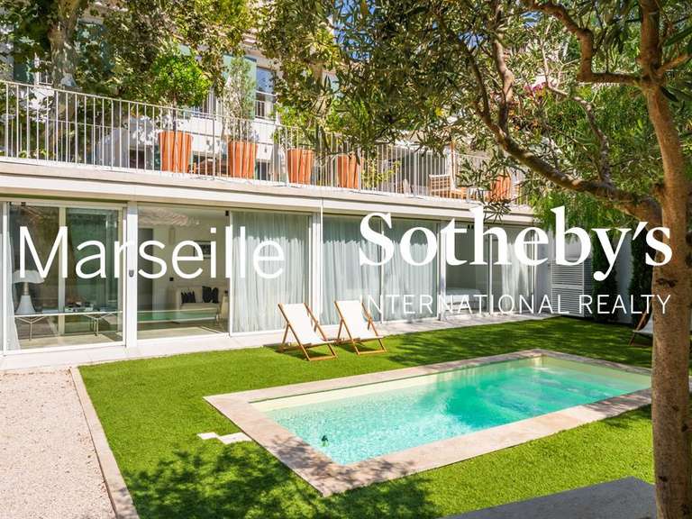 Maison Marseille 7e - 5 chambres - 190m²