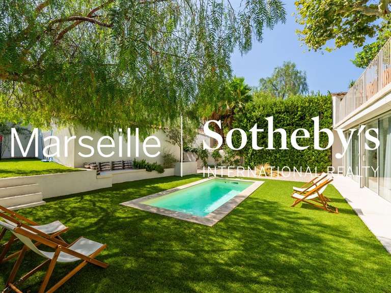Maison Marseille 7e - 5 chambres - 190m²