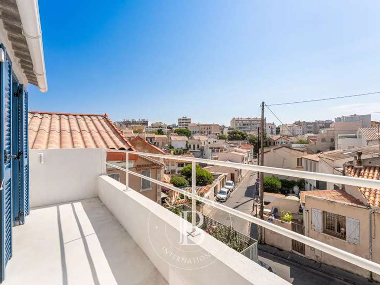 Maison Marseille 7e - 2 chambres - 95m²