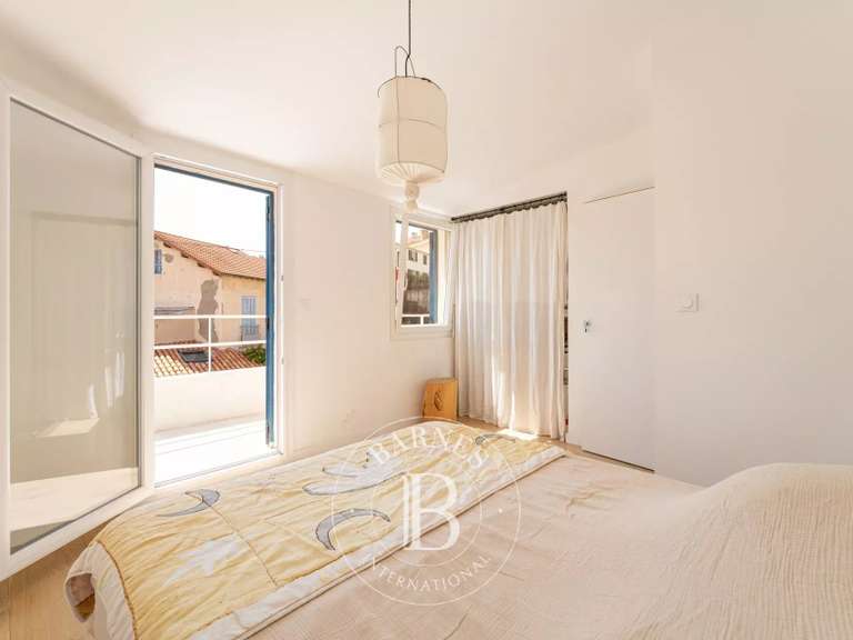 Maison Marseille 7e - 2 chambres - 95m²