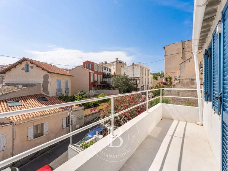 Maison Marseille 7e - 2 chambres - 95m²