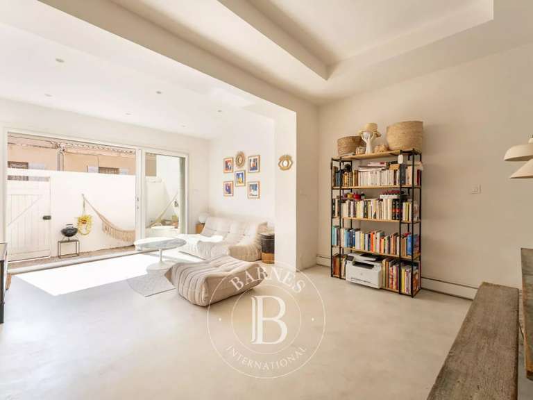 Maison Marseille 7e - 2 chambres - 95m²