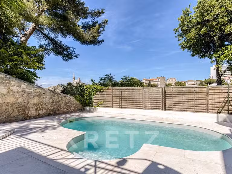 Maison Marseille 7e - 3 chambres - 110m²