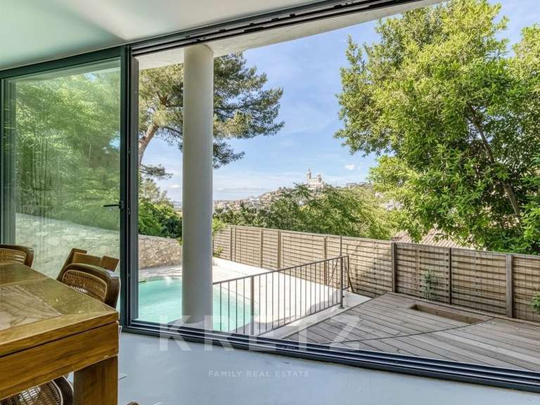 Maison Marseille 7e - 3 chambres - 110m²