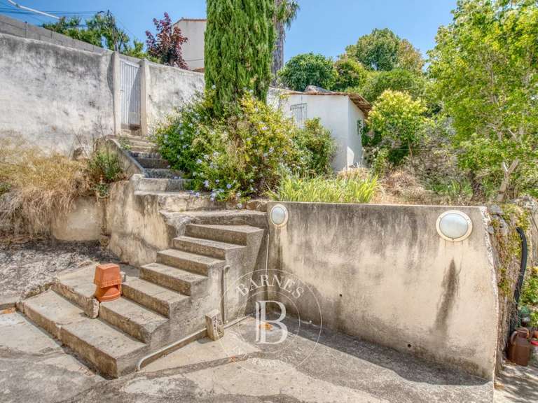 Maison Marseille 7e - 3 chambres - 137m²