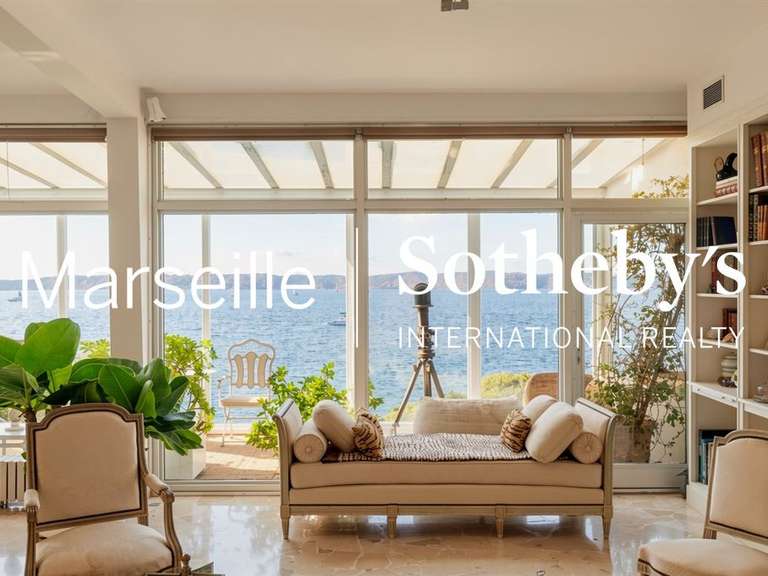 Maison Marseille 7e - 3 chambres - 288m²