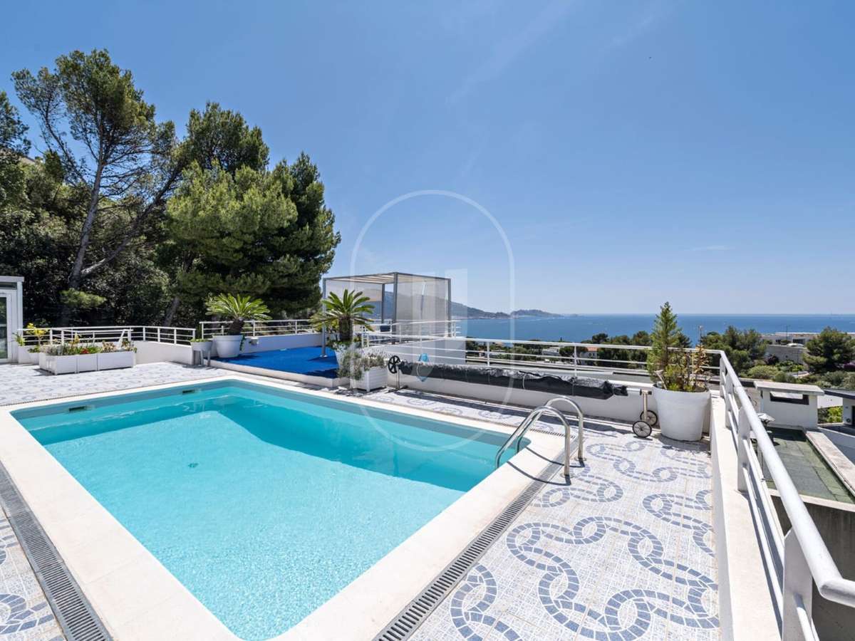 Sale Villa Marseille 7e 3 300 000€
