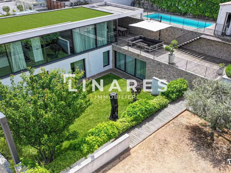 Villa Marseille 7e - 4 bedrooms - 300m²