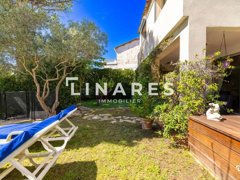 Villa with Sea view Marseille 7e - 4 bedrooms - 196m²