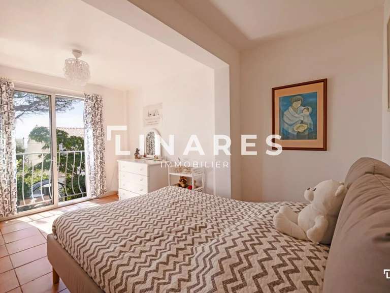 Villa with Sea view Marseille 7e - 4 bedrooms - 196m²