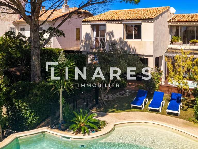 Villa with Sea view Marseille 7e - 4 bedrooms - 196m²