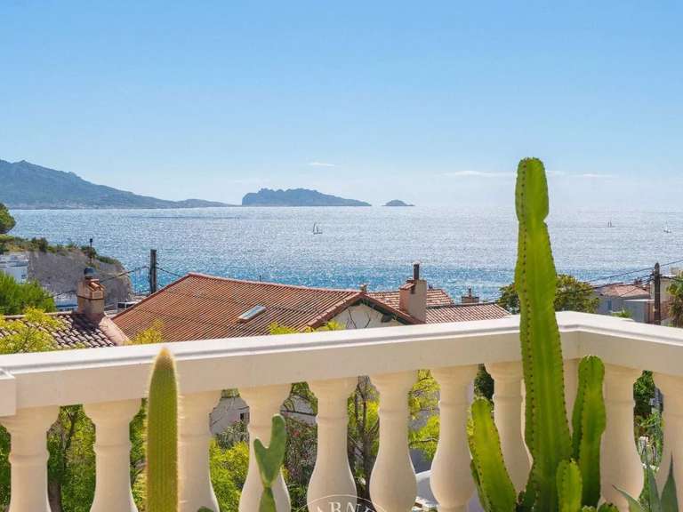 Villa avec Vue sur mer Marseille 7e - 4 chambres - 291m²