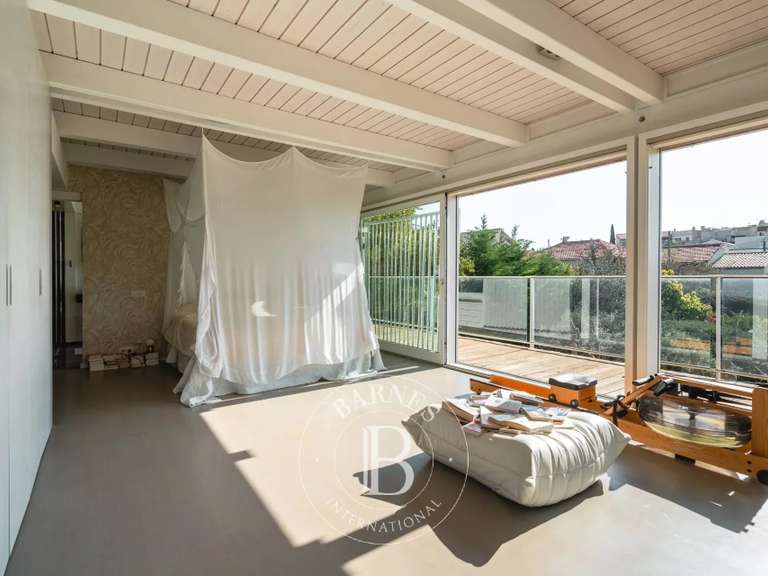Villa with Sea view Marseille 7e - 5 bedrooms - 289m²