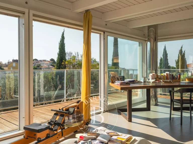 Villa with Sea view Marseille 7e - 5 bedrooms - 289m²