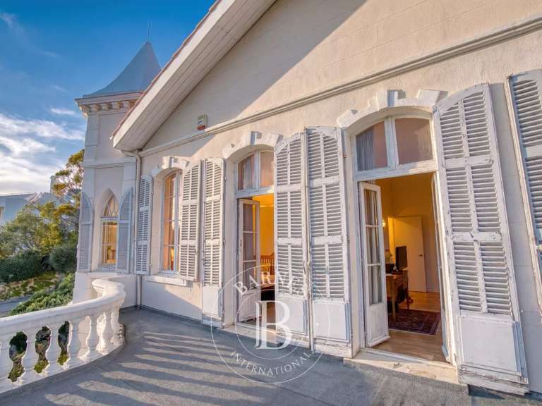 Villa Marseille 7e - 7 chambres - 340m²