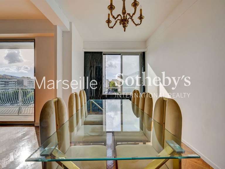 Appartement Marseille 8e - 3 chambres - 118m²