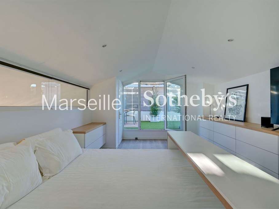Apartment Marseille 8e