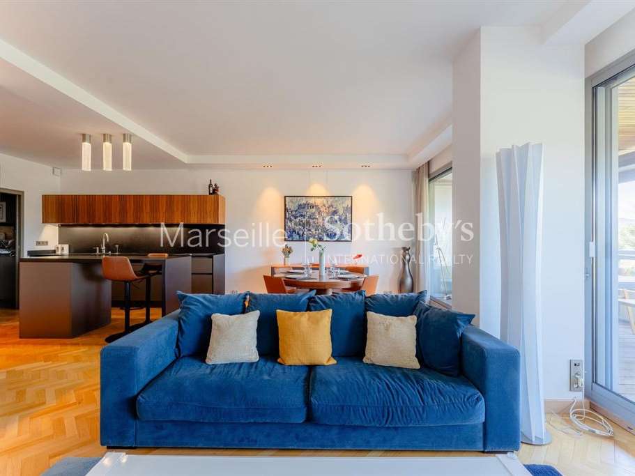 Apartment Marseille 8e