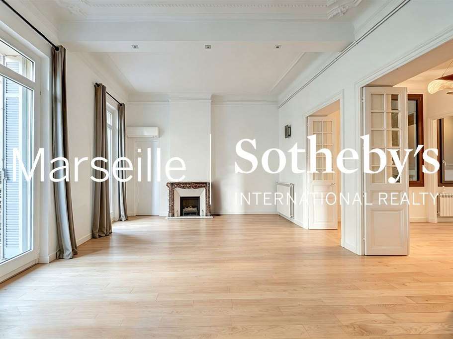 Appartement Marseille 8e
