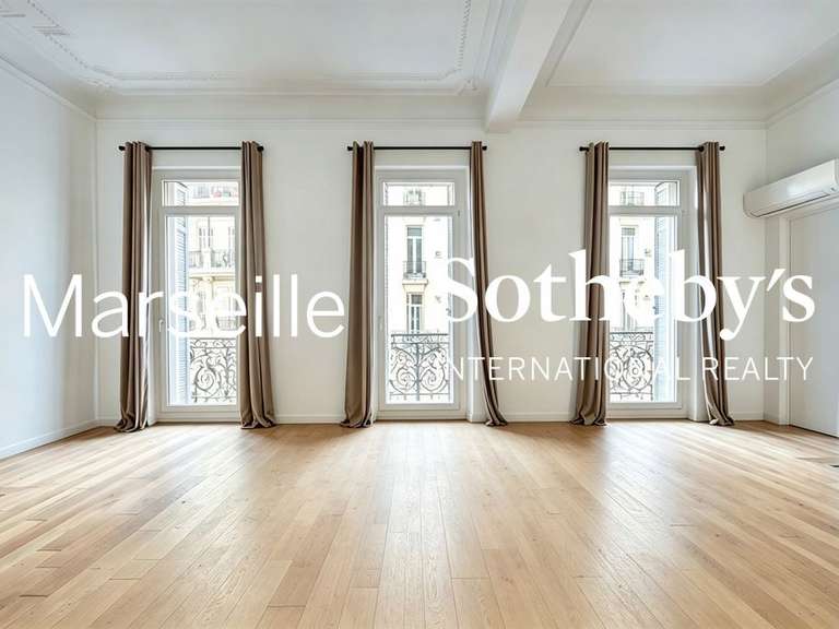 Appartement Marseille 8e - 3 chambres - 187m²