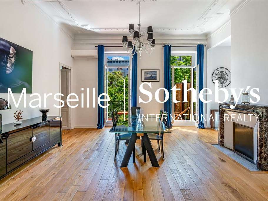 Apartment Marseille 8e