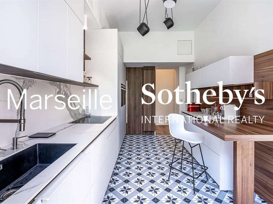 Apartment Marseille 8e