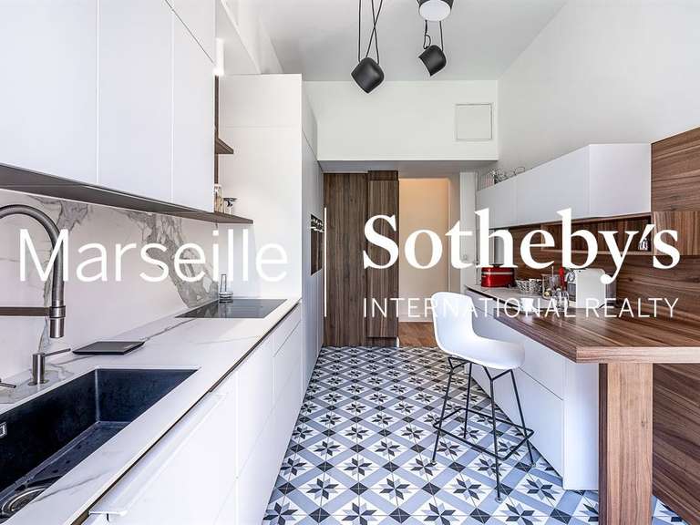 Appartement Marseille 8e - 3 chambres - 187m²