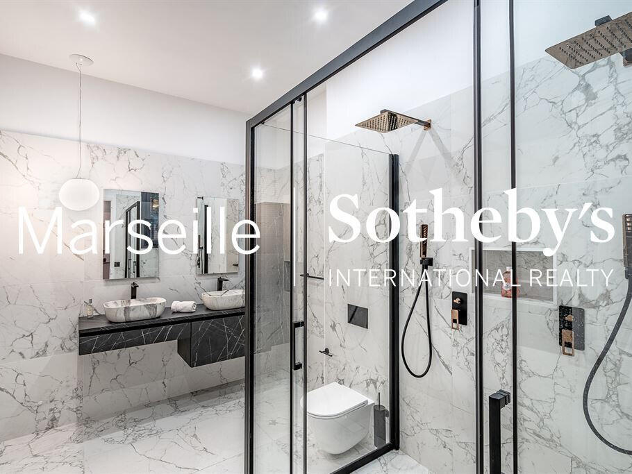 Apartment Marseille 8e