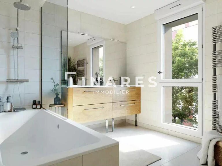 Apartment Marseille 8e - 3 bedrooms - 202m²