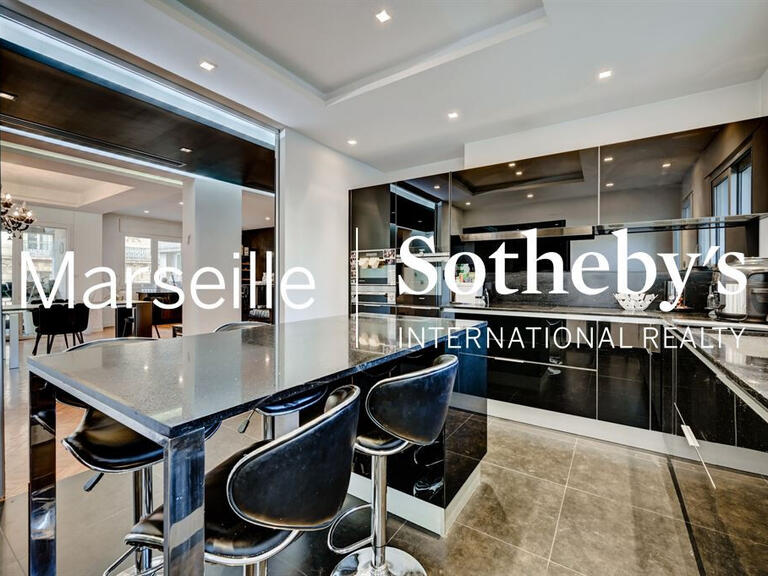 Appartement Marseille 8e - 3 chambres - 167m²
