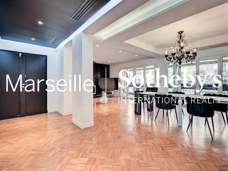 Appartement Marseille 8e - 3 chambres - 167m²