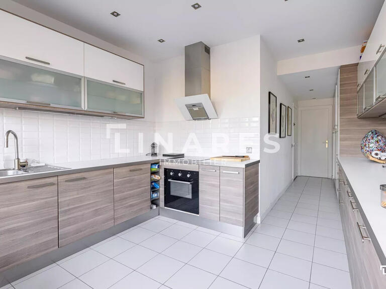 Appartement Marseille 8e - 1 chambre - 90m²