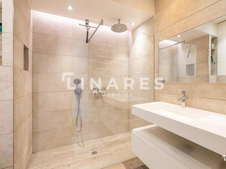 Appartement Marseille 8e - 1 chambre - 90m²