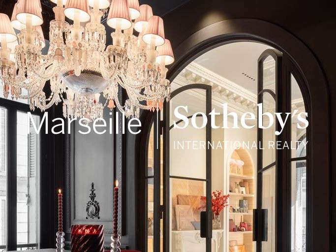 Appartement Marseille 8e - 2 chambres - 102m²