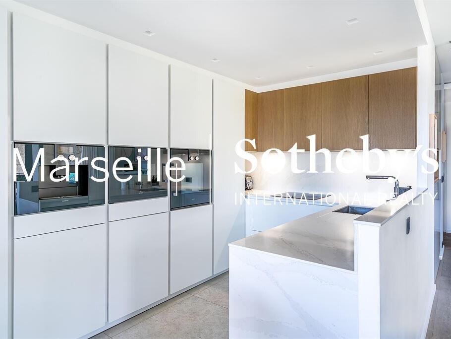 Apartment Marseille 8e