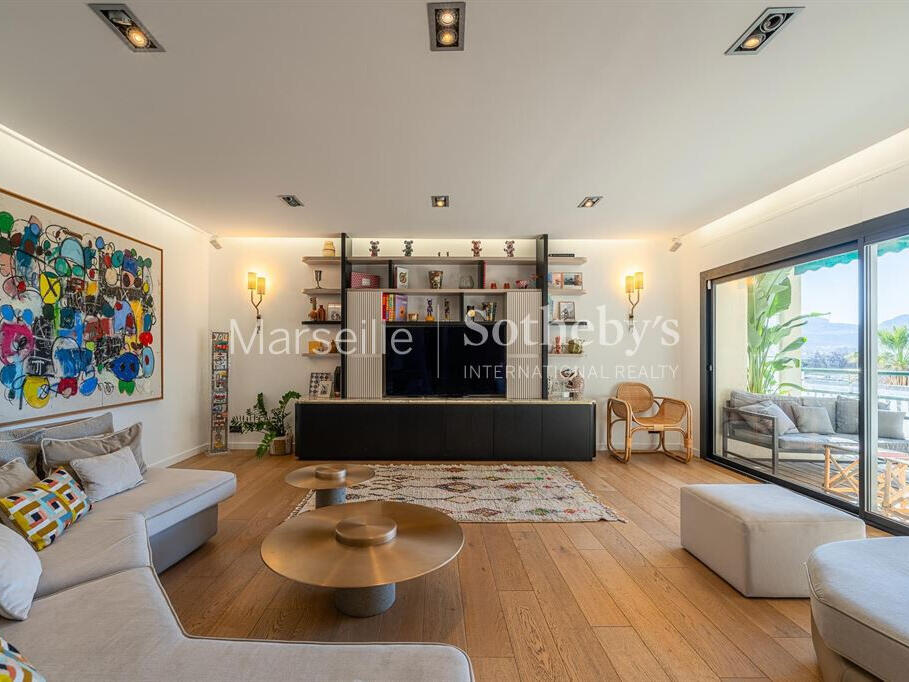 Apartment Marseille 8e