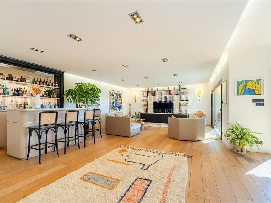 Apartment Marseille 8e