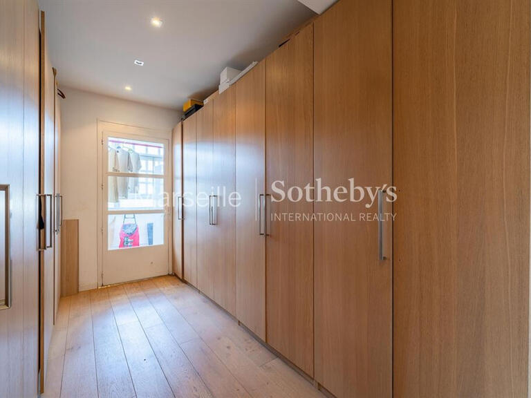 Appartement Marseille 8e - 4 chambres - 206m²