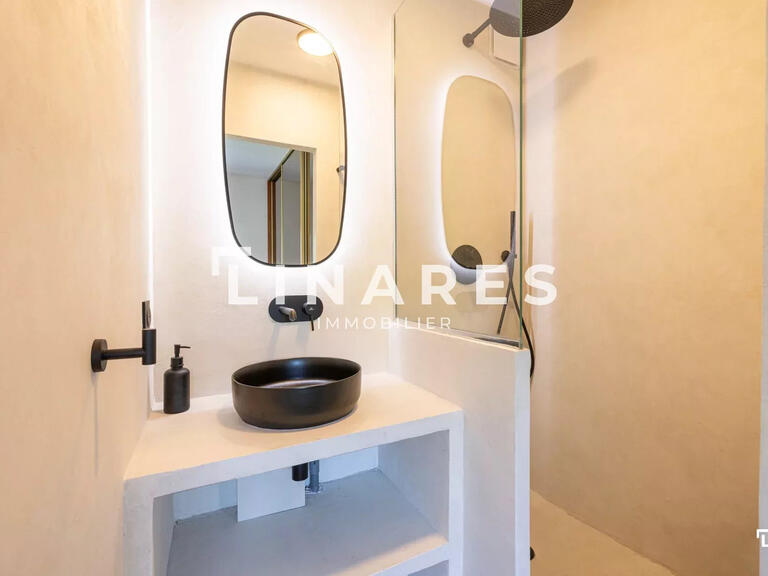 Appartement Marseille 8e - 2 chambres - 82m²