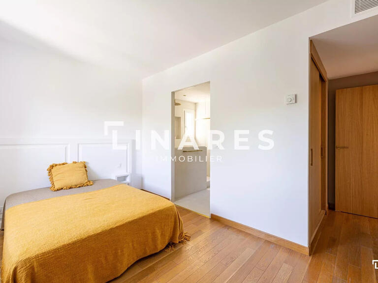 Appartement Marseille 8e - 2 chambres - 82m²