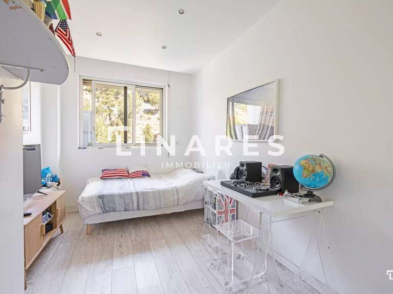 Appartement Marseille 8e - 2 chambres - 71m²