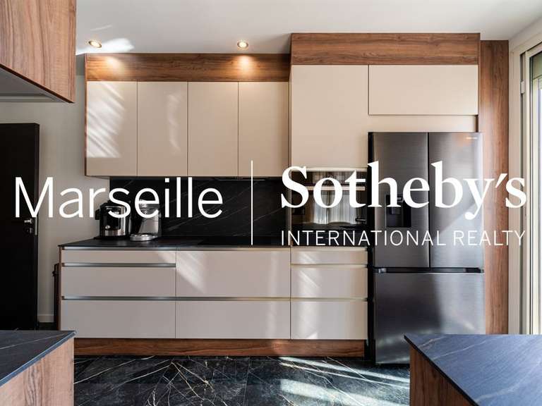 Appartement Marseille 8e - 2 chambres - 108m²